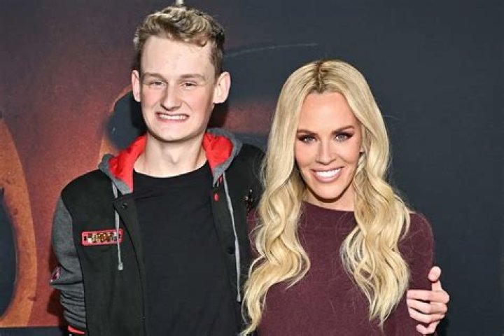 Life Of Jenny McCarthy's Son Today: A Glimpse Into Evan Asher's World